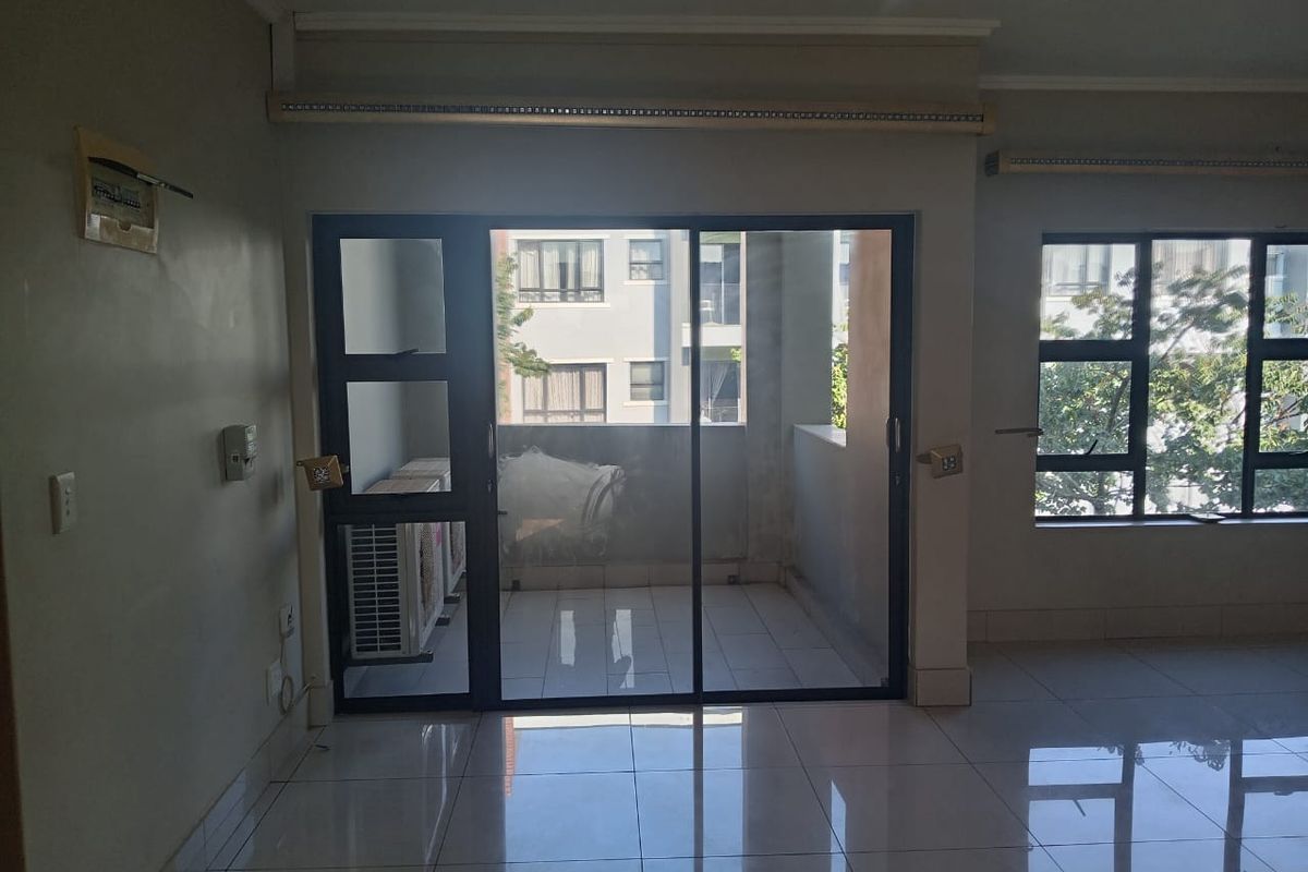 Prime  Property Presents A Stunning Three  Bedroom Apartment Situated In Umhlanga - Photo 5