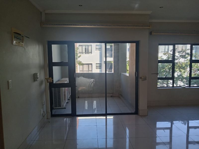 Prime  Property Presents A Stunning Three  Bedroom Apartment Situated In Umhlanga - Photo 5
