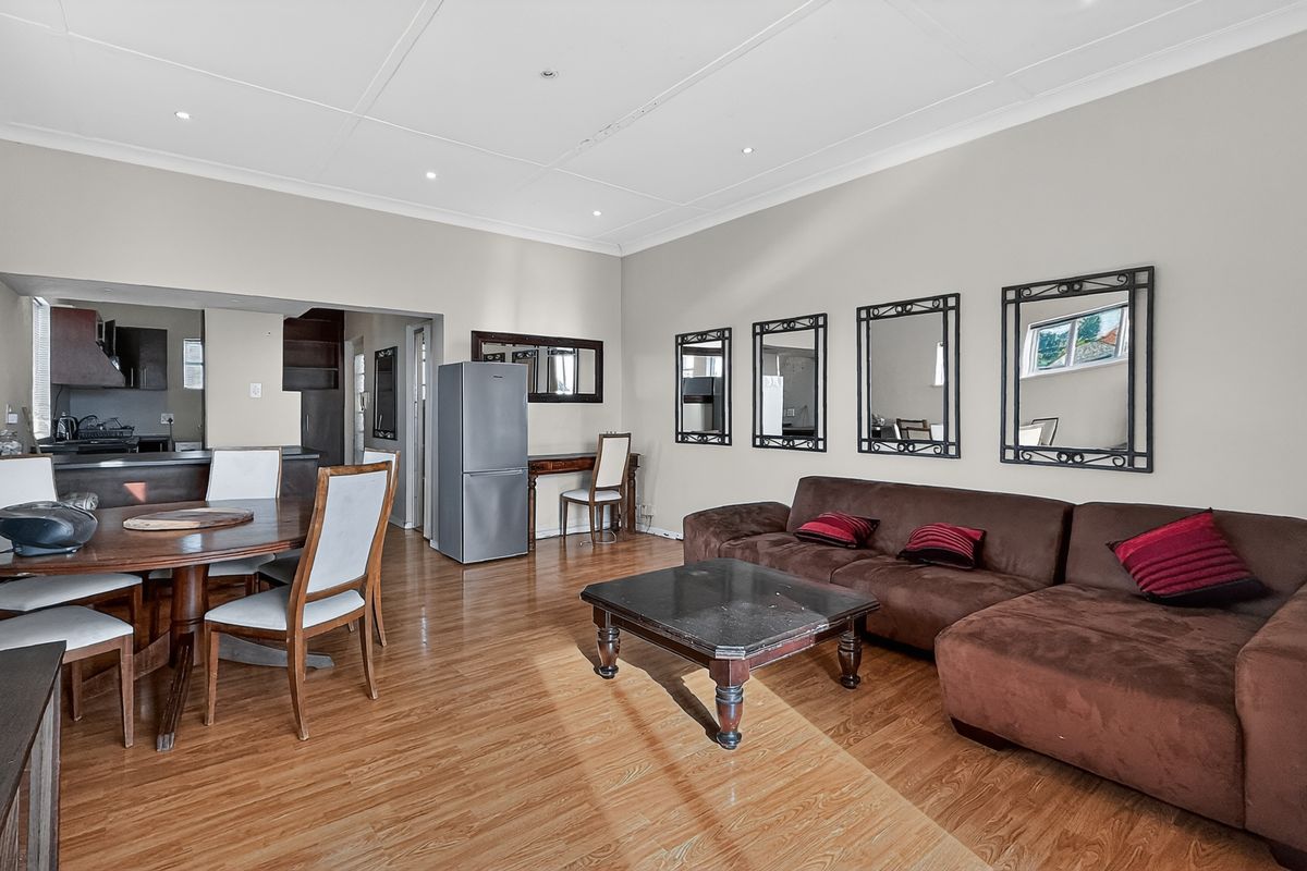 Pet-Friendly Studio in the Heart of Green Point - Photo 3