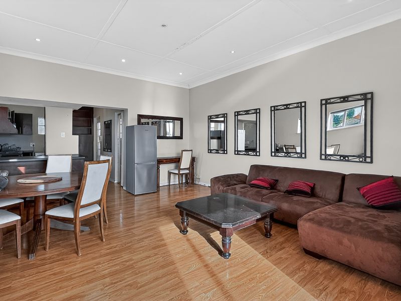 Pet-Friendly Studio in the Heart of Green Point - Photo 3