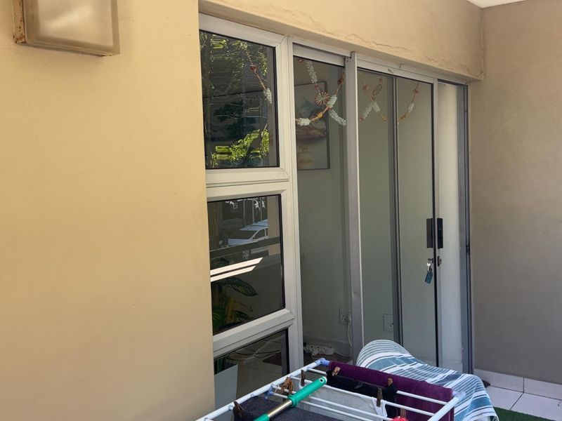 Spacious 1-Bed Apartment for Sale - Photo 10