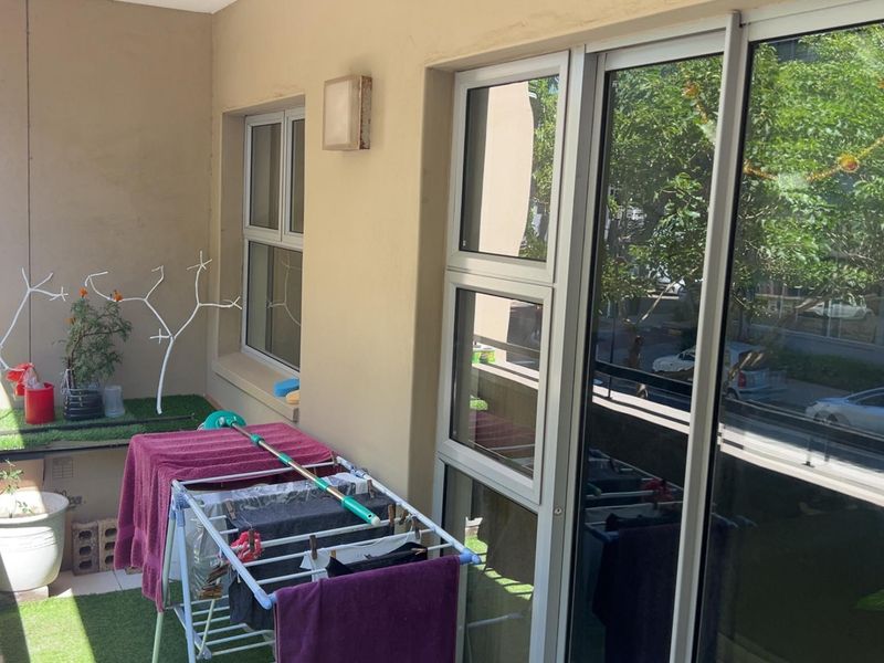 Spacious 1-Bed Apartment for Sale - Photo 9