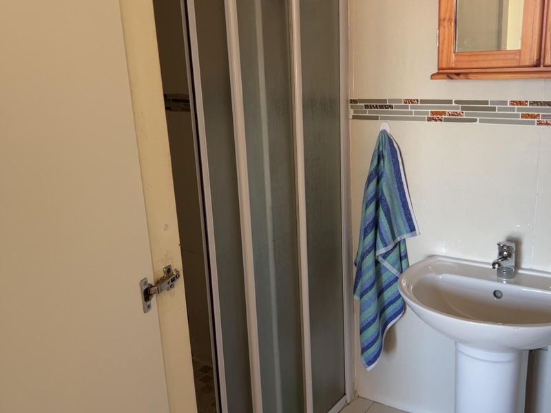 Spacious 1-Bed Apartment for Sale - Photo 8