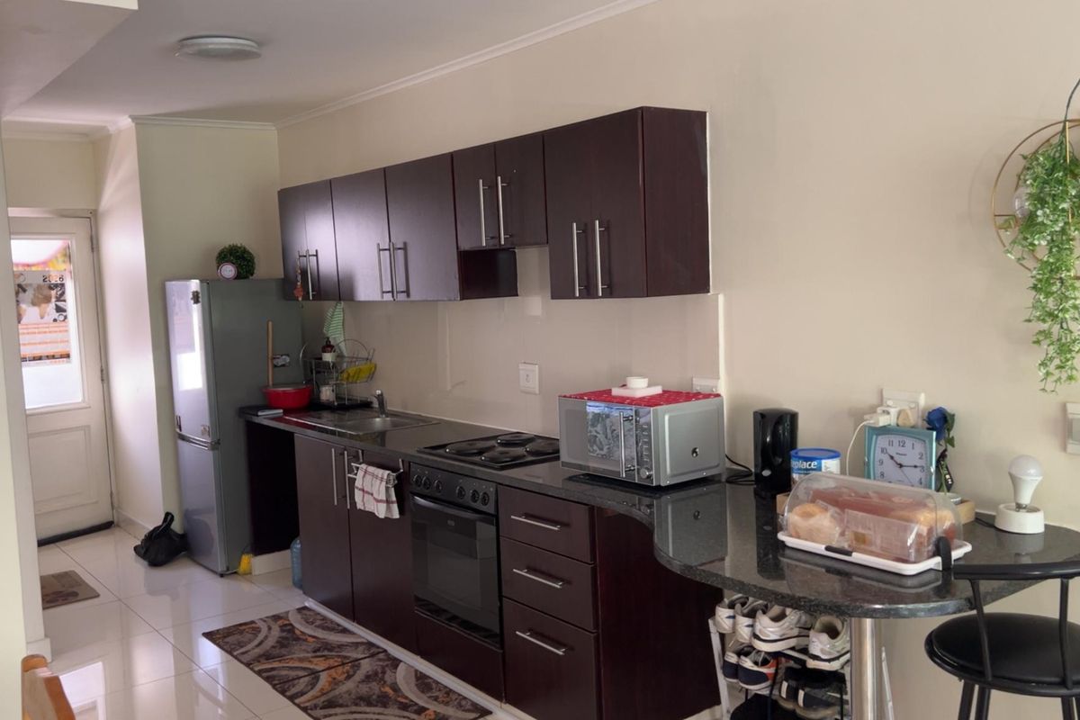 Spacious 1-Bed Apartment for Sale - Photo 4