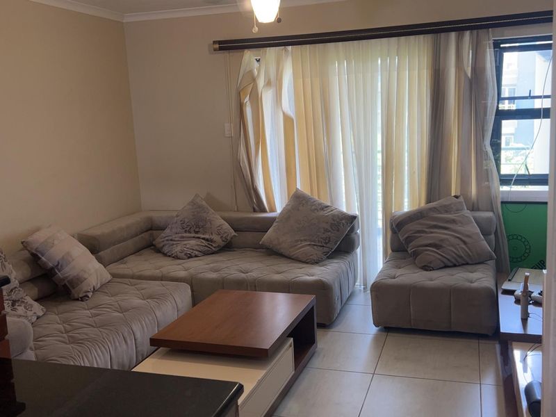 Spacious 2 Bedroom, 2 Bathroom Apartment to Rent - Photo 5