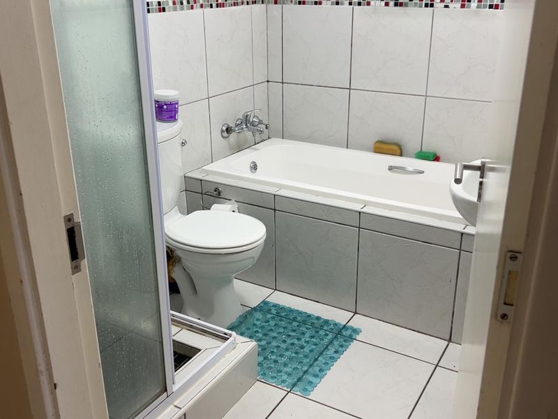 Spacious 2 Bedroom, 2 Bathroom Apartment to Rent - Photo 10