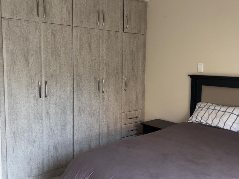 Spacious 2 Bedroom, 2 Bathroom Apartment to Rent - Photo 8