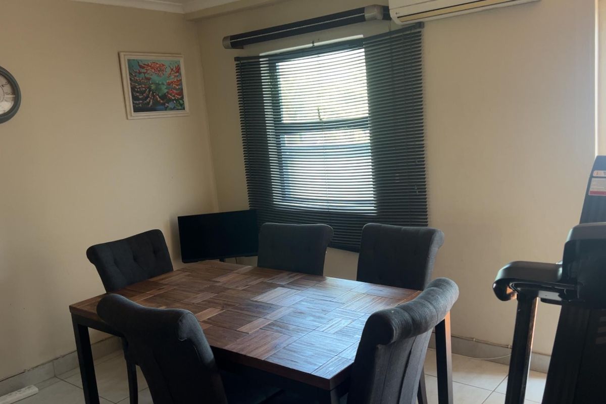 Spacious 2 Bedroom, 2 Bathroom Apartment to Rent - Photo 4