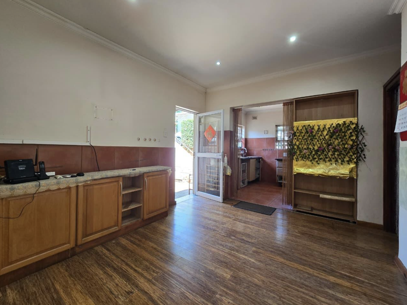 3 Bedroom House Available for Sale in Durban North - Photo 10