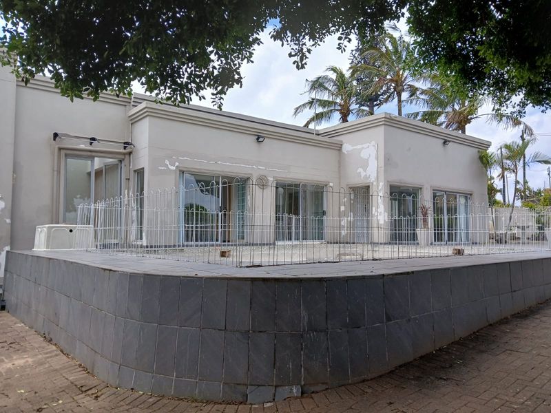 A Family Home with vacant Land for Sale in Westville - Great investment opportunity. - Photo 4