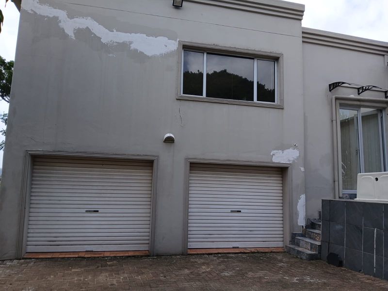 A Family Home with vacant Land for Sale in Westville - Great investment opportunity. - Photo 7