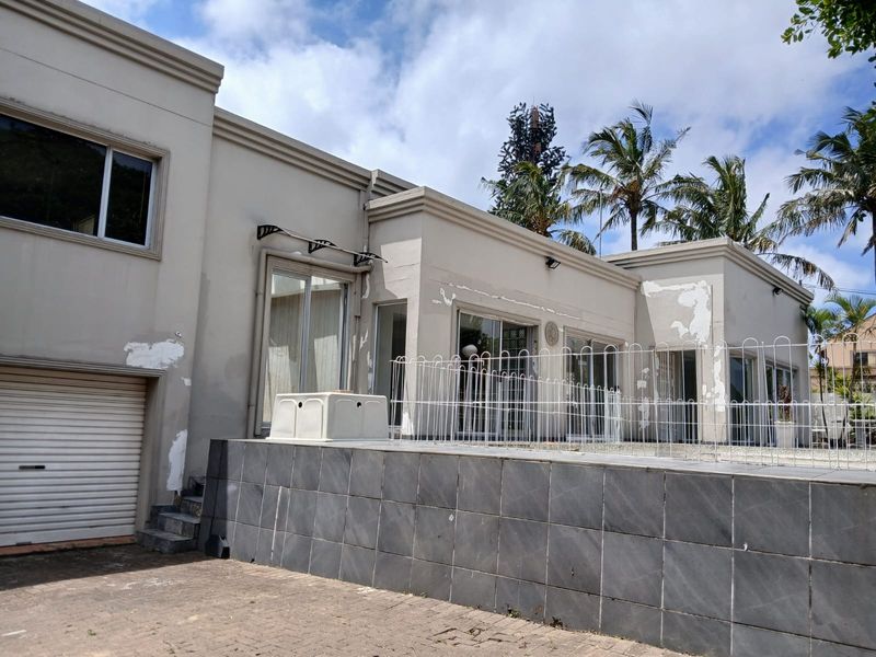 A Family Home with vacant Land for Sale in Westville - Great investment opportunity. - Photo 3