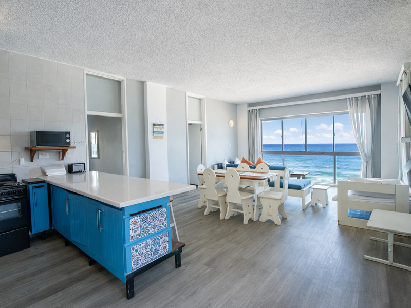 Apartment For Sale In Margate - Photo 2