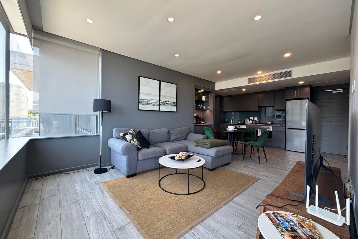 Modern 2 Bedroom Apartment For Sale Arch. - Photo 3