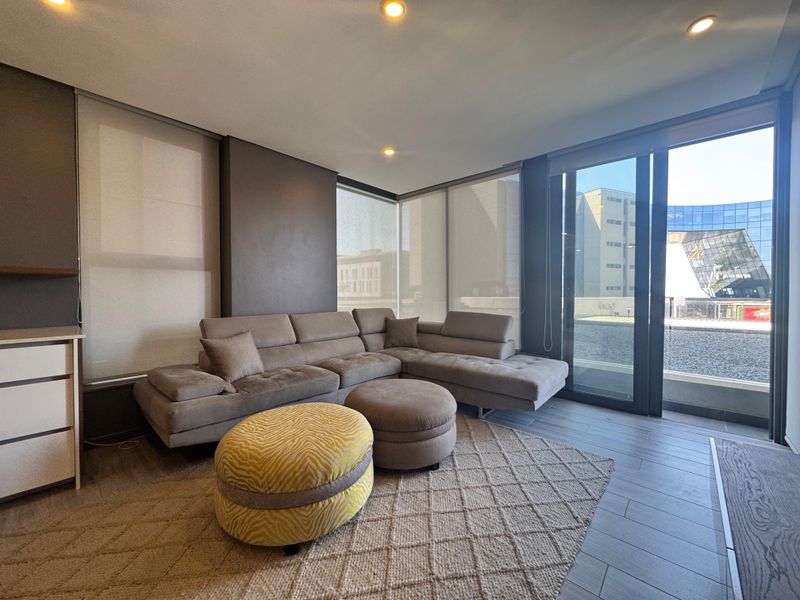 stylish 2 Bedroom Apartment For Sale  In Umhlanga Arch. - Photo 4