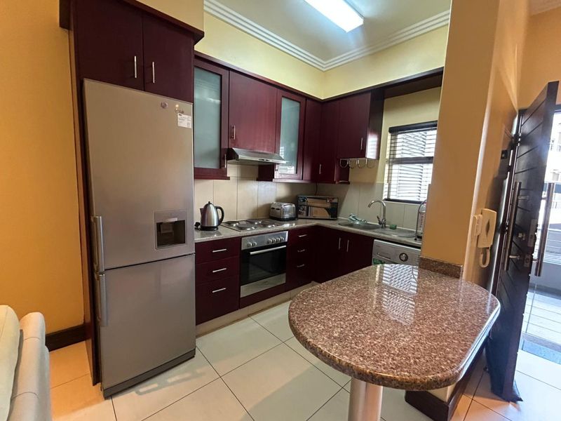 Spacious 1-Bed Apartment for Sale - Photo 4