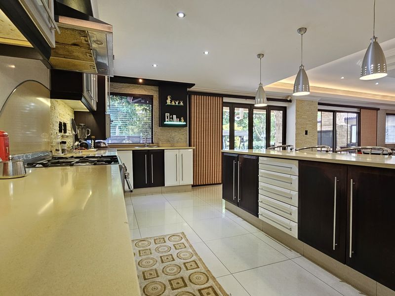 This is not just a home, it's a lifestyle! - Photo 8