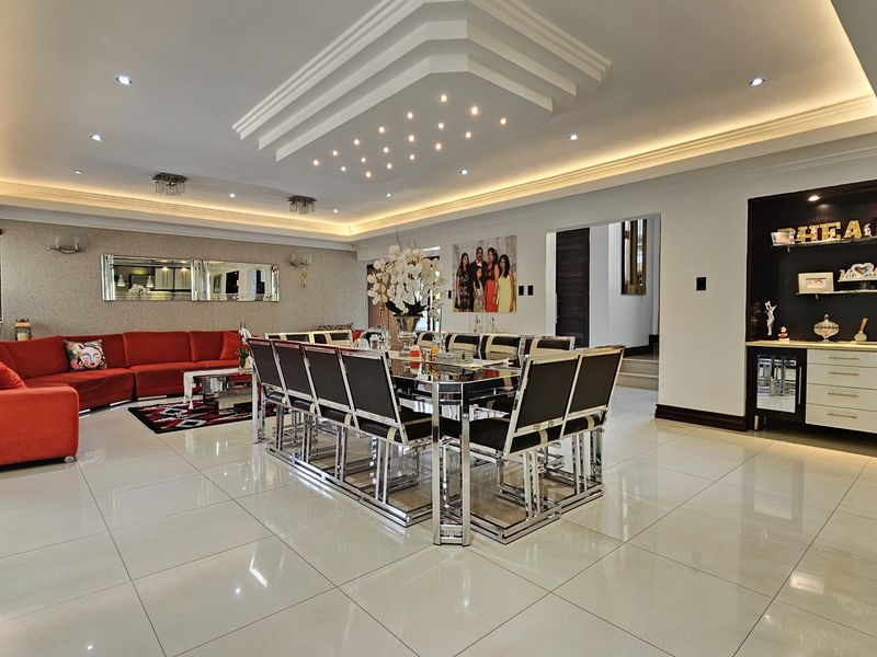 This is not just a home, it's a lifestyle! - Photo 7