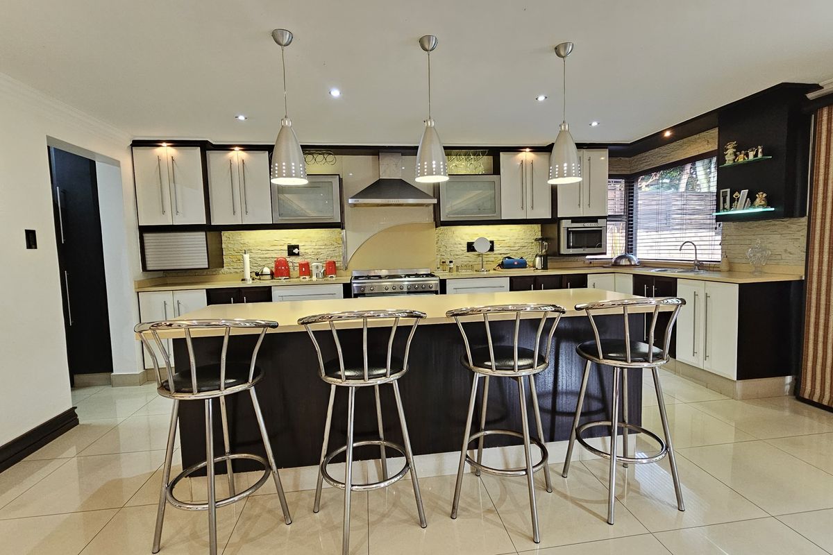 This is not just a home, it's a lifestyle! - Photo 2