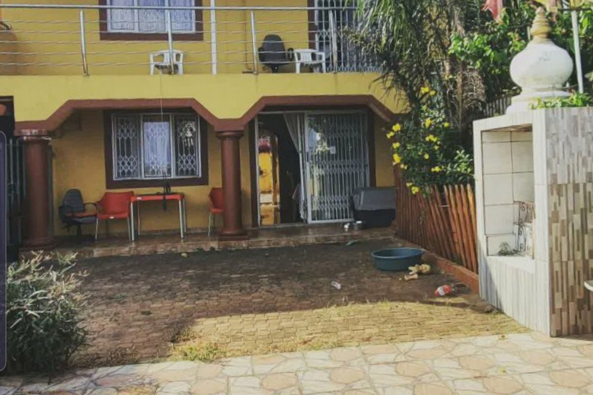 Three Bedroom home with double garage in Eastbury for sale - Photo 3