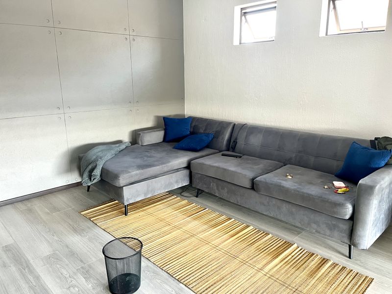 1 Bedroom PLUS Loft in SoHo Junction - Photo 6