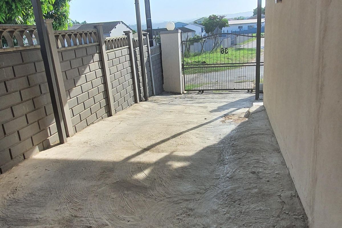 Four bedroom semi-detached simple in Stonebridge for sale - Photo 4