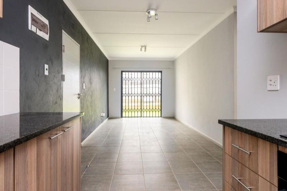 Apartment Rental Monthly In Amanzimtoti - Photo 5