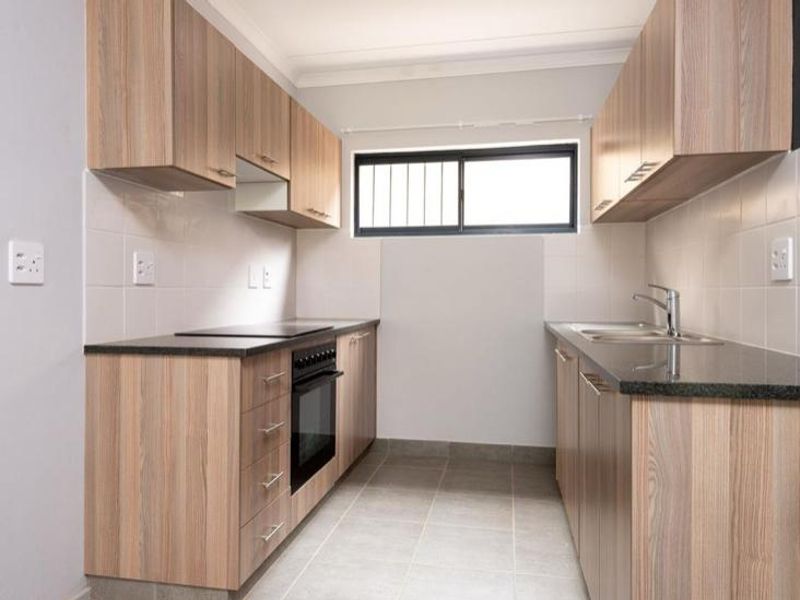 Apartment Rental Monthly In Amanzimtoti - Photo 3