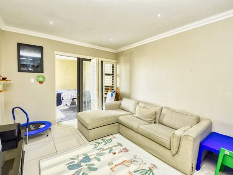 Prime Property Presents One on Herrwood apartment for rent - Photo 6