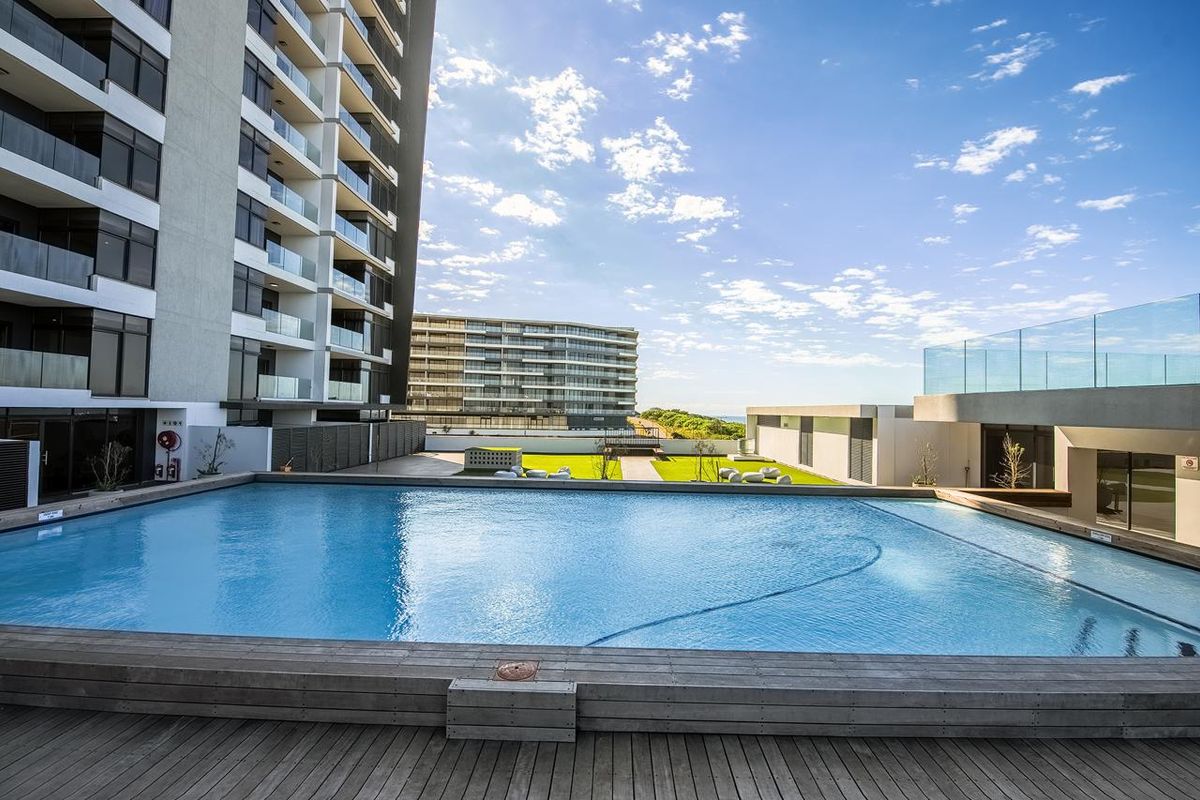 Stunning Sea Views  three  Bedroom Apartment for rent with two parking in Umhlanga - Photo 3