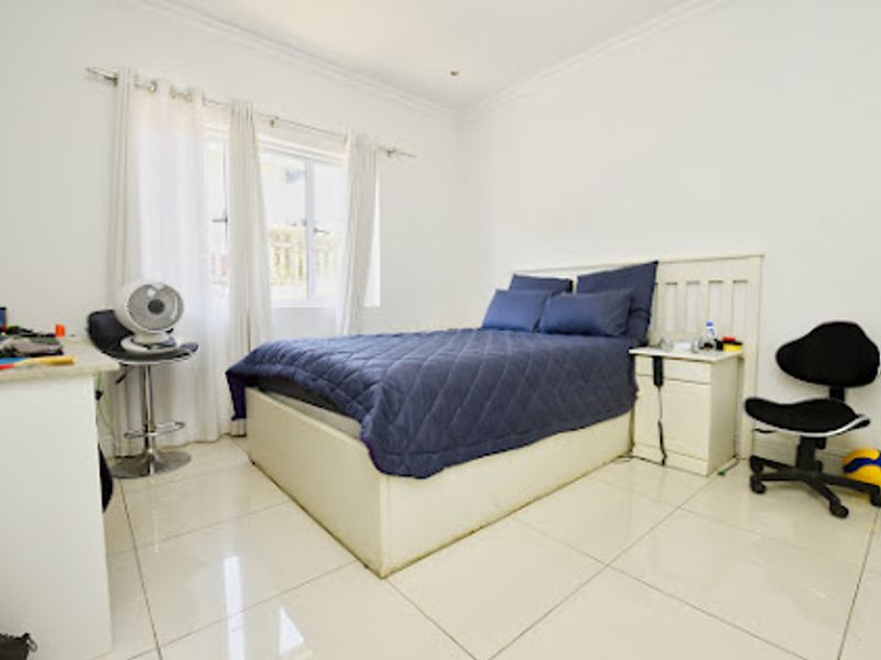 3-Bedroom House For Sale In Mount Edgecombe. - Photo 9