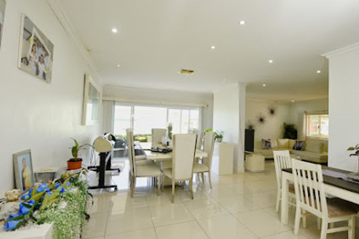 3-Bedroom House For Sale In Mount Edgecombe. - Photo 3