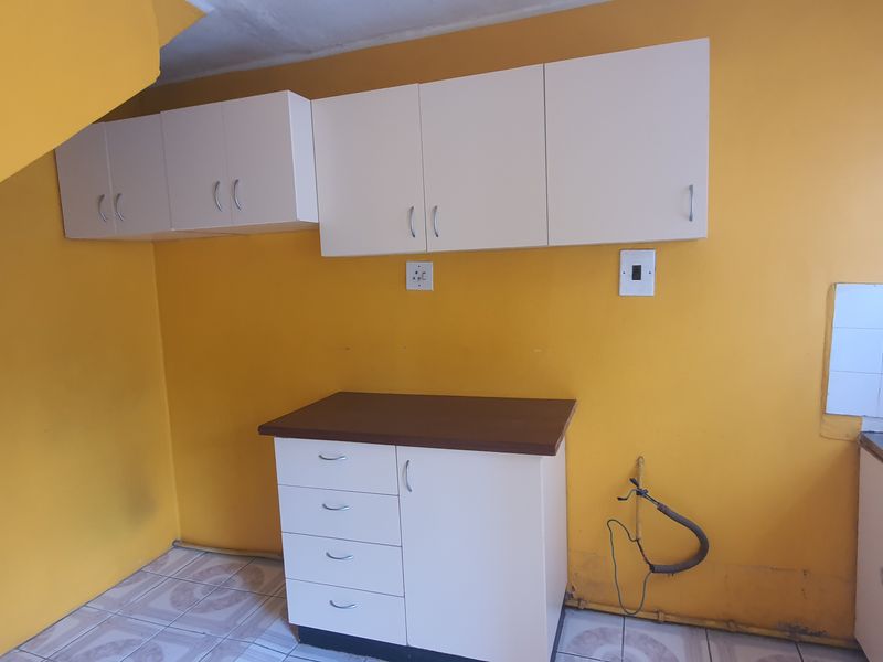 Well Maintained Two Bedroom Home in Lenham for Sale - Photo 6