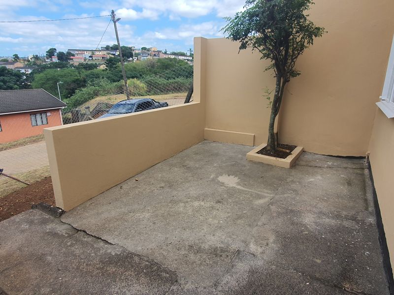 Well Maintained Two Bedroom Home in Lenham for Sale - Photo 2