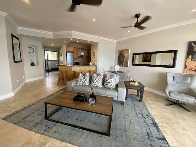 2 bedroom apartment for rent in Umhlanga Rocks - Photo 10