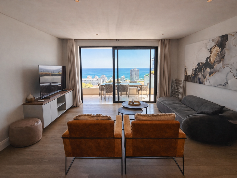 Sweeping Ocean Views. Exclusive 3-Bedroom Residence Above High Level Road, Sea Point. - Photo 9
