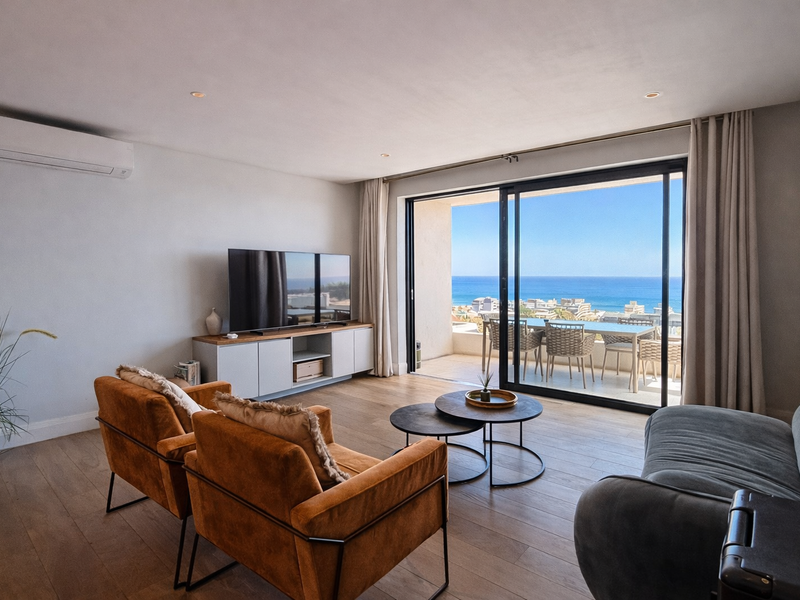 Sweeping Ocean Views. Exclusive 3-Bedroom Residence Above High Level Road, Sea Point. - Photo 8