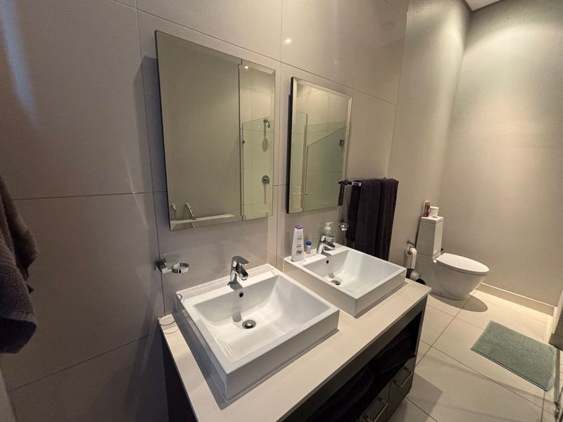 Spacious 1 Bed 1.5 Bath at The Pearls - Photo 10