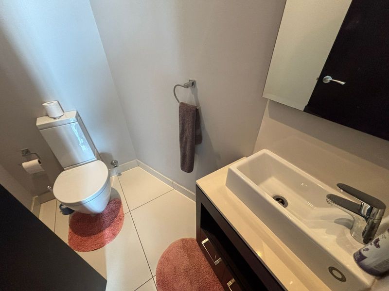 Spacious 1 Bed 1.5 Bath at The Pearls - Photo 5