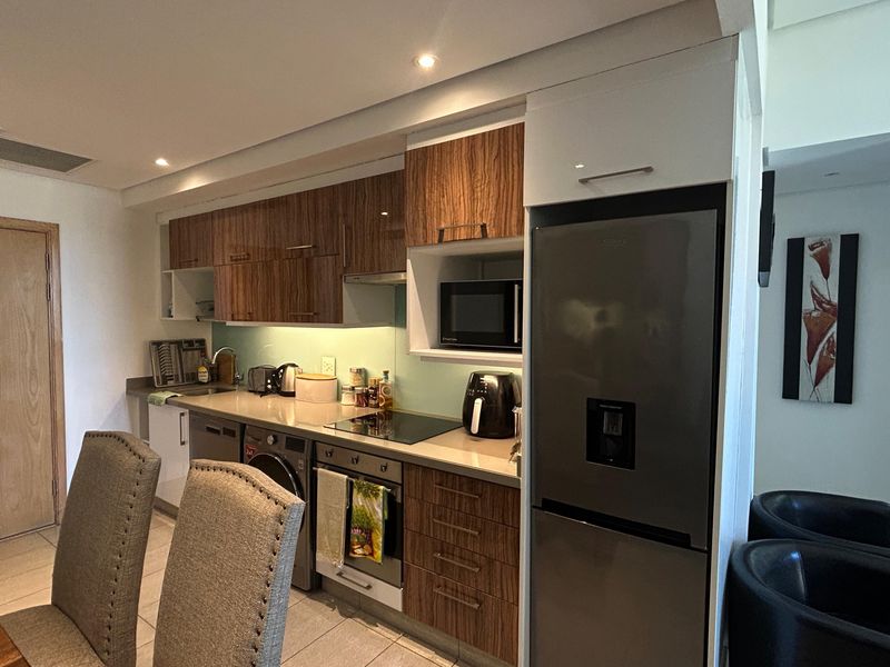 Modern 2 Bed | 2 Bath Apartment at The Pearls – Prime Umhlanga Living - Photo 6