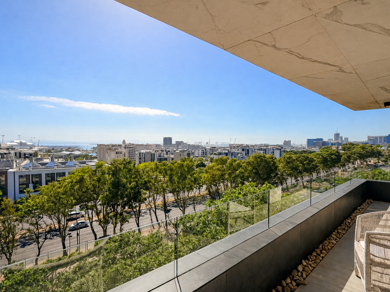 Flexible Luxury Living in Green Point. Penthouse plus Separate Apartment with amazing views! - Photo 2