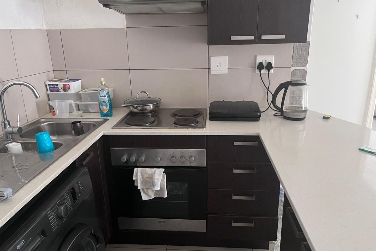 The View Dainfern. 1 Bed 1 Bath - Photo 3