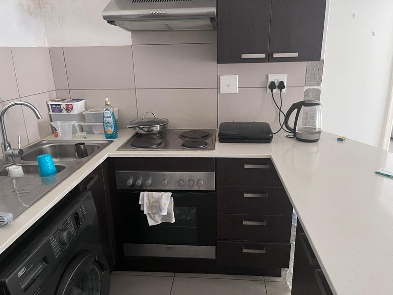 The View Dainfern. 1 Bed 1 Bath - Photo 3