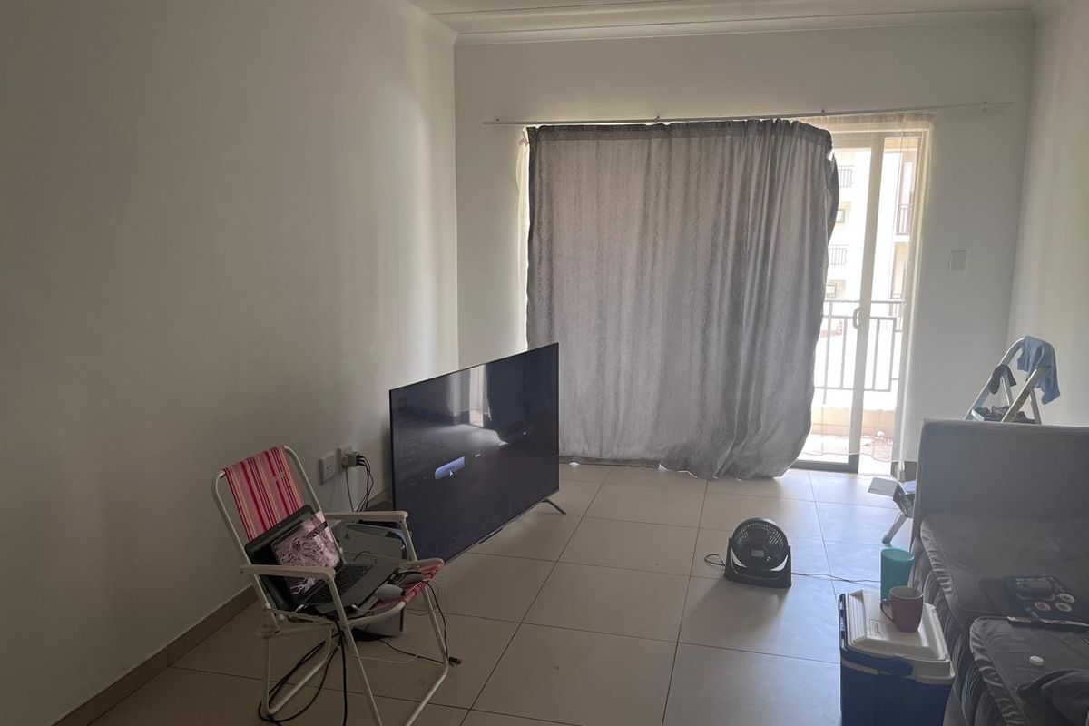 The View Dainfern. 1 Bed 1 Bath - Photo 2