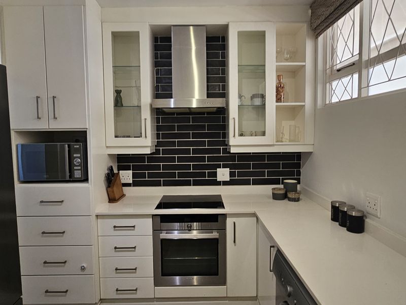 Furnished Three  bedroom for Rental - Photo 8