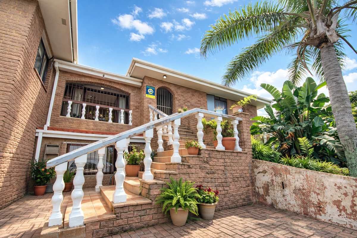 House For Sale In Margate - Photo 2