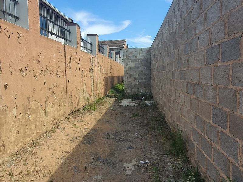 Unlock Possiblities - Versetile Vacant Land Ideal for Homes or Commercial Use - Photo 5