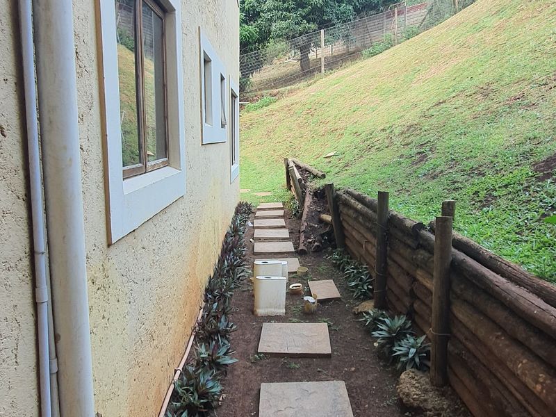 Bright and Spacious Ground Floor 3‐Bed in Bishopsgate Complex — Move‐In Ready Gem - Photo 3