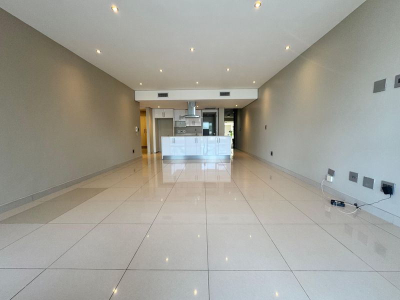 Spacious 2-Bedroom Apartment For Sale In Umhlanga Ridge. - Photo 2