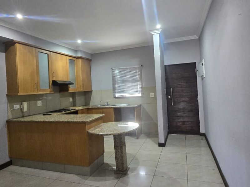 Apartment For Sale In Umhlanga - Photo 2